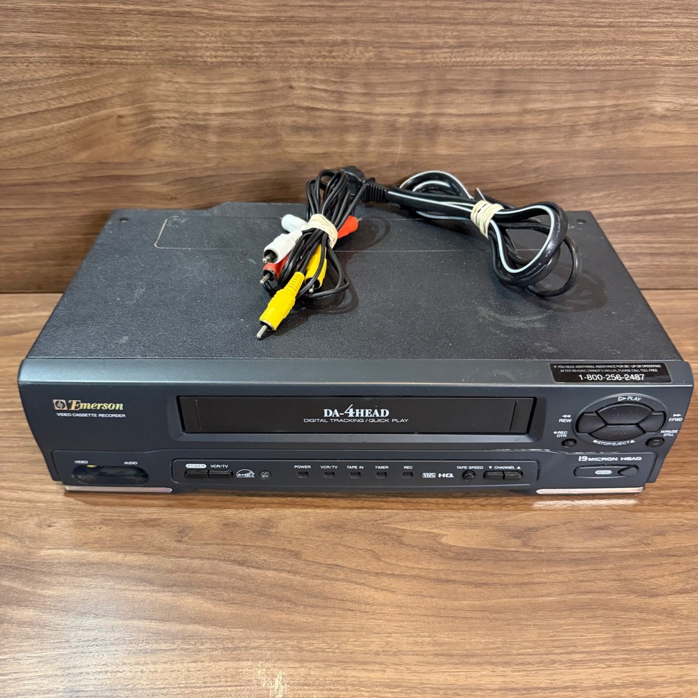 Emerson EWV401B VCR Player Unisex OS Black Good 4-Head VHS Digital Tracking